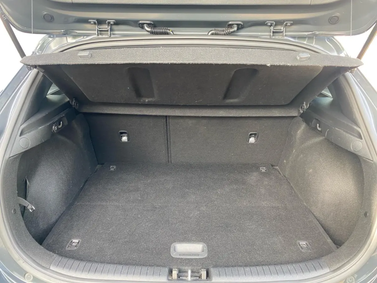 1.0 T-GDi GT-Line Edition | Climate control | Navigatie | Parkeercamera | Cruise control | Line-assist |