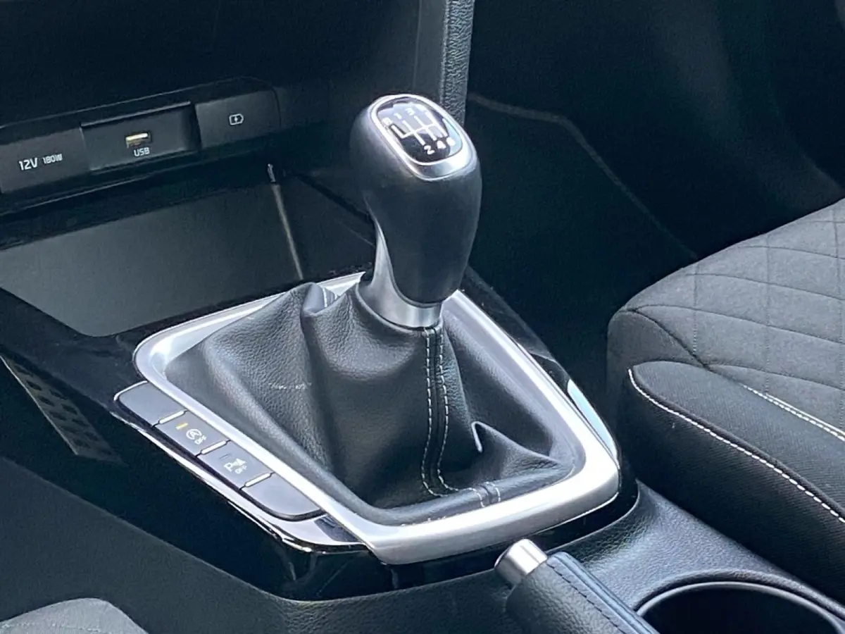 1.0 T-GDi GT-Line Edition | Climate control | Navigatie | Parkeercamera | Cruise control | Line-assist |