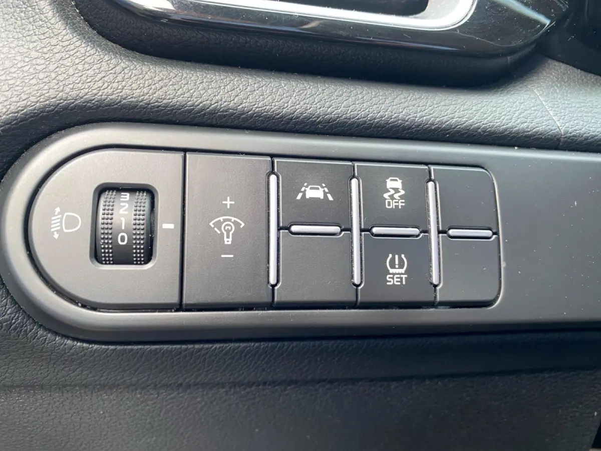 1.0 T-GDi GT-Line Edition | Climate control | Navigatie | Parkeercamera | Cruise control | Line-assist |