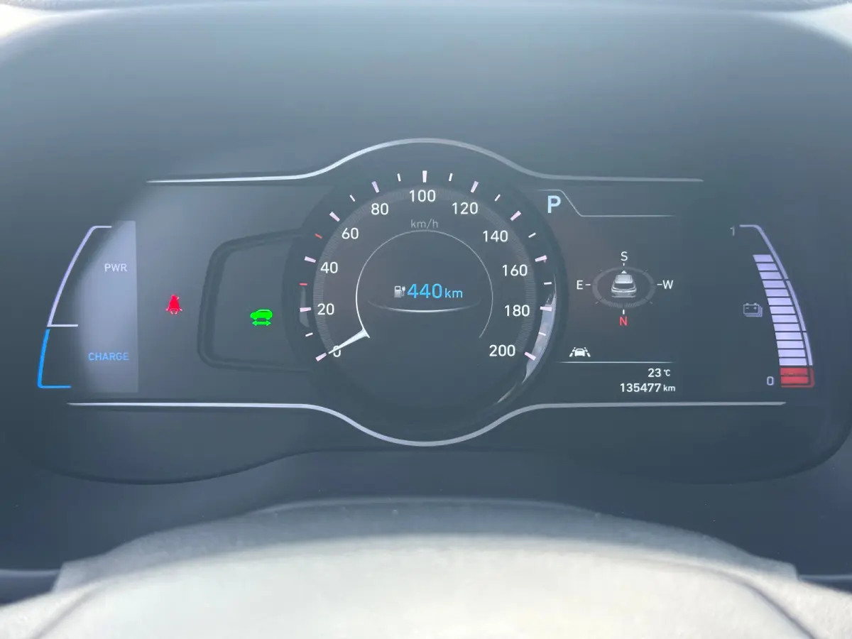 EV Fashion 64 kWh | Achteruitrijcamera | Alarm klasse 1(startblokkering) | Apple Carplay/Android Auto|telefoonintegratie premium