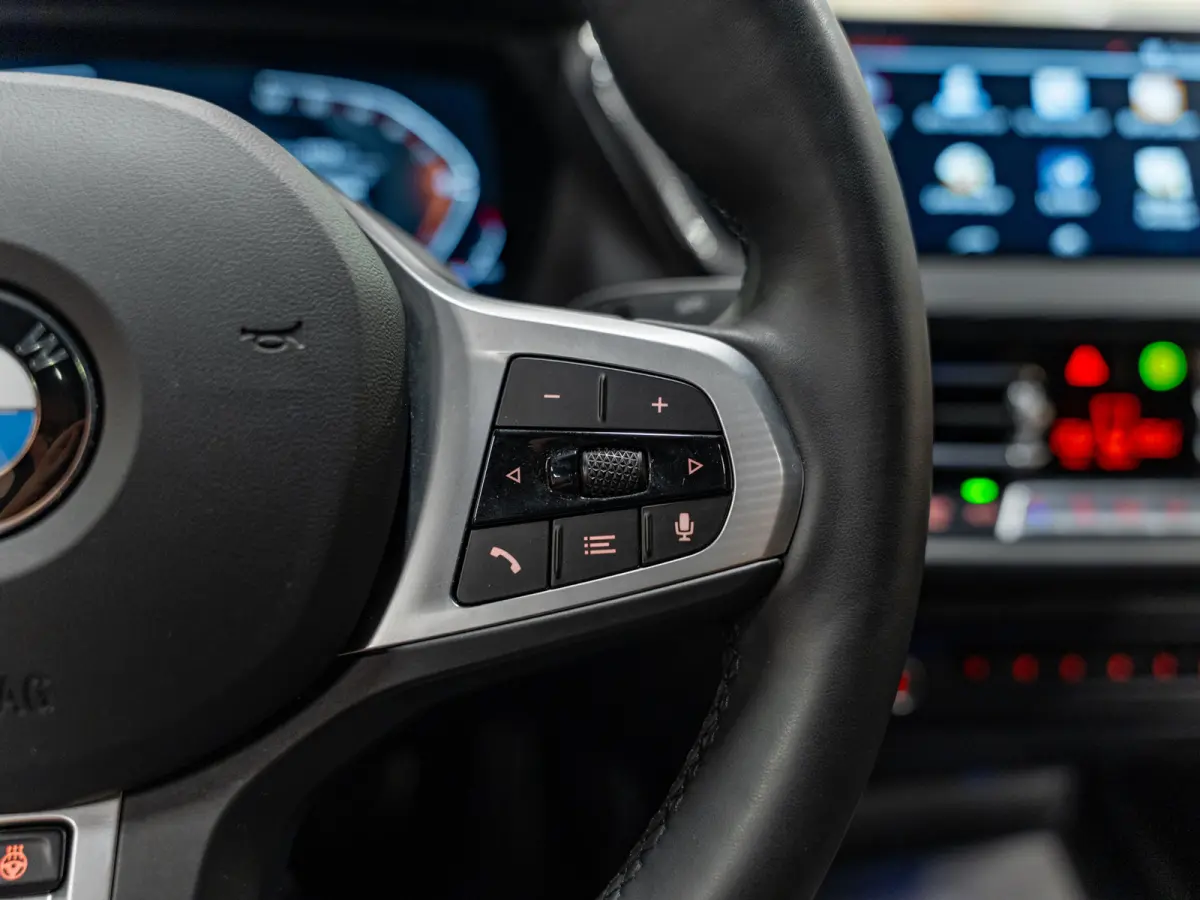 218i M-Sport Executive Edition, Pano, Digi Dash, Apple Carplay, Android Auto, Navi, Ambiënte Light, Cam