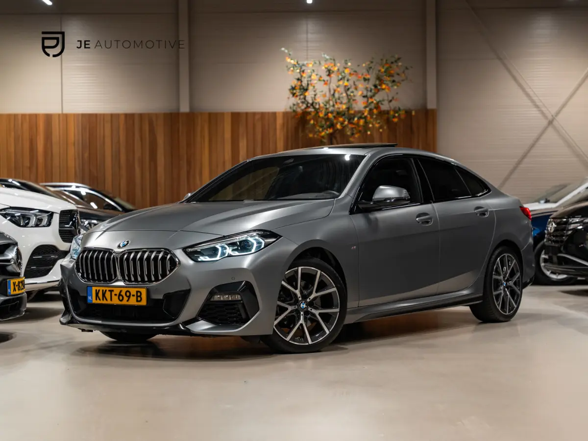 218i M-Sport Executive Edition, Pano, Digi Dash, Apple Carplay, Android Auto, Navi, Ambiënte Light, Cam