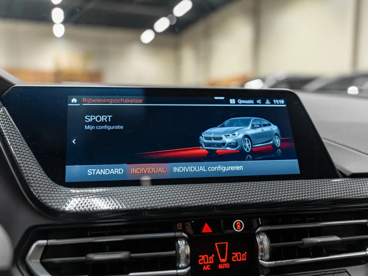 218i M-Sport Executive Edition, Pano, Digi Dash, Apple Carplay, Android Auto, Navi, Ambiënte Light, Cam