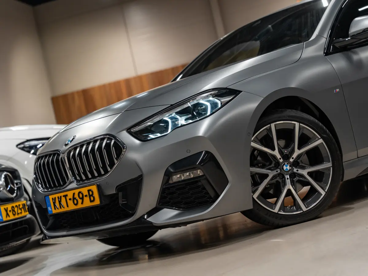 218i M-Sport Executive Edition, Pano, Digi Dash, Apple Carplay, Android Auto, Navi, Ambiënte Light, Cam