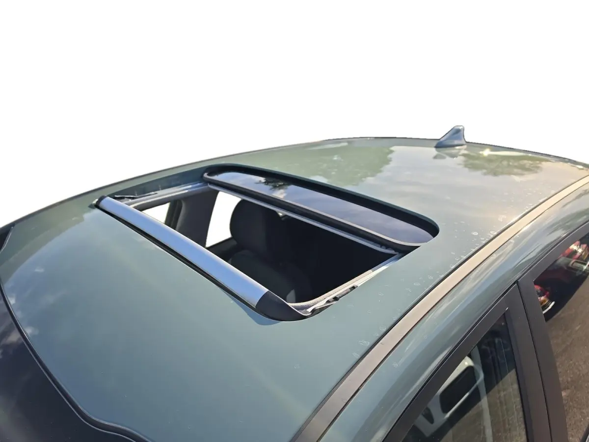 1.0 DPI GT-Line | Stoel + stuurverwarming | Lederen bekleding | Schuif/kanteldak | Navigatie | Parkeersensoren achter
