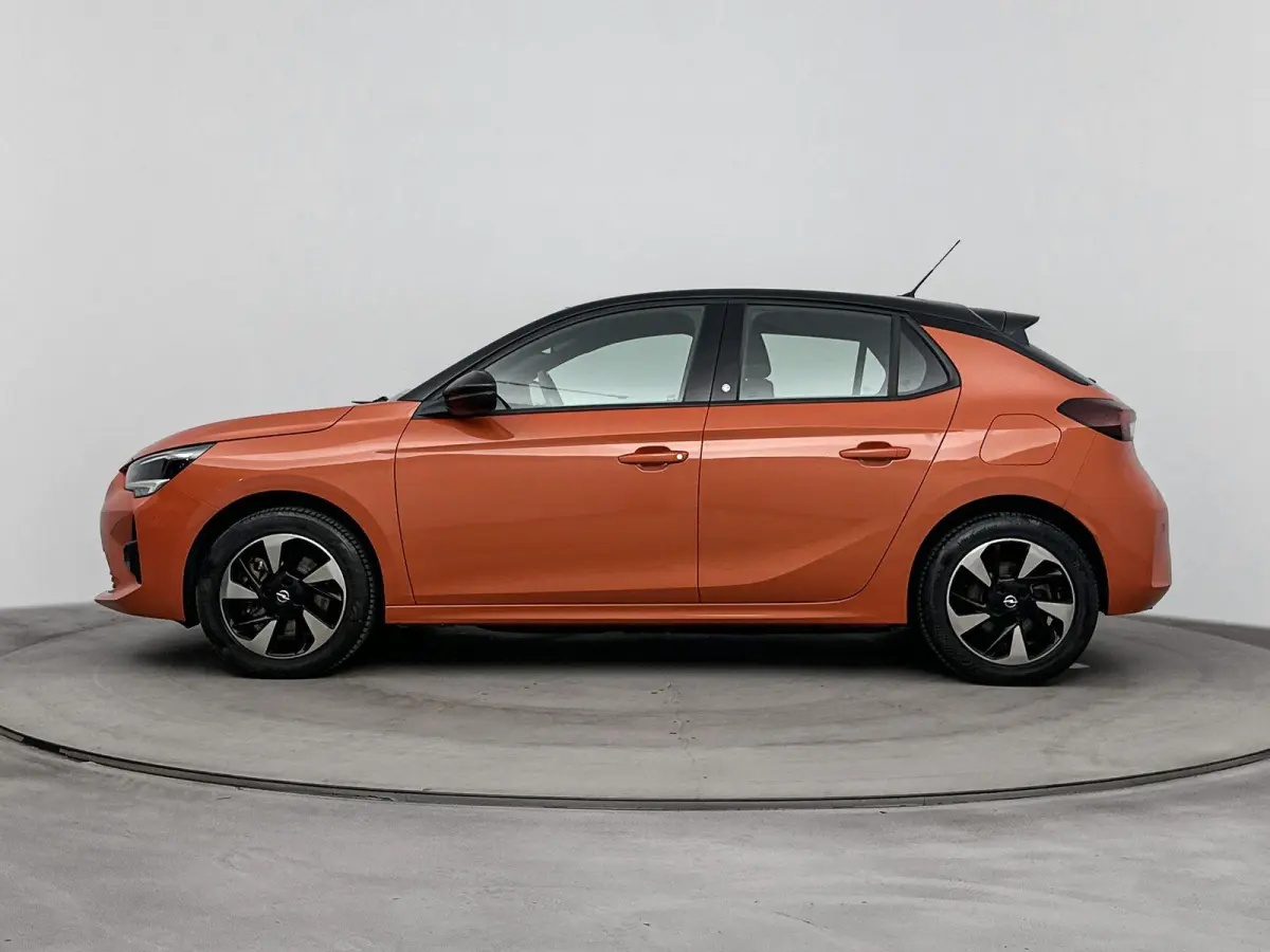 GS Line 50kWh | 1ste eigenaar | ACCU 92% | Parkeersensoren | AppleCarPlay/Android | LED lampen | AUTOMAAT