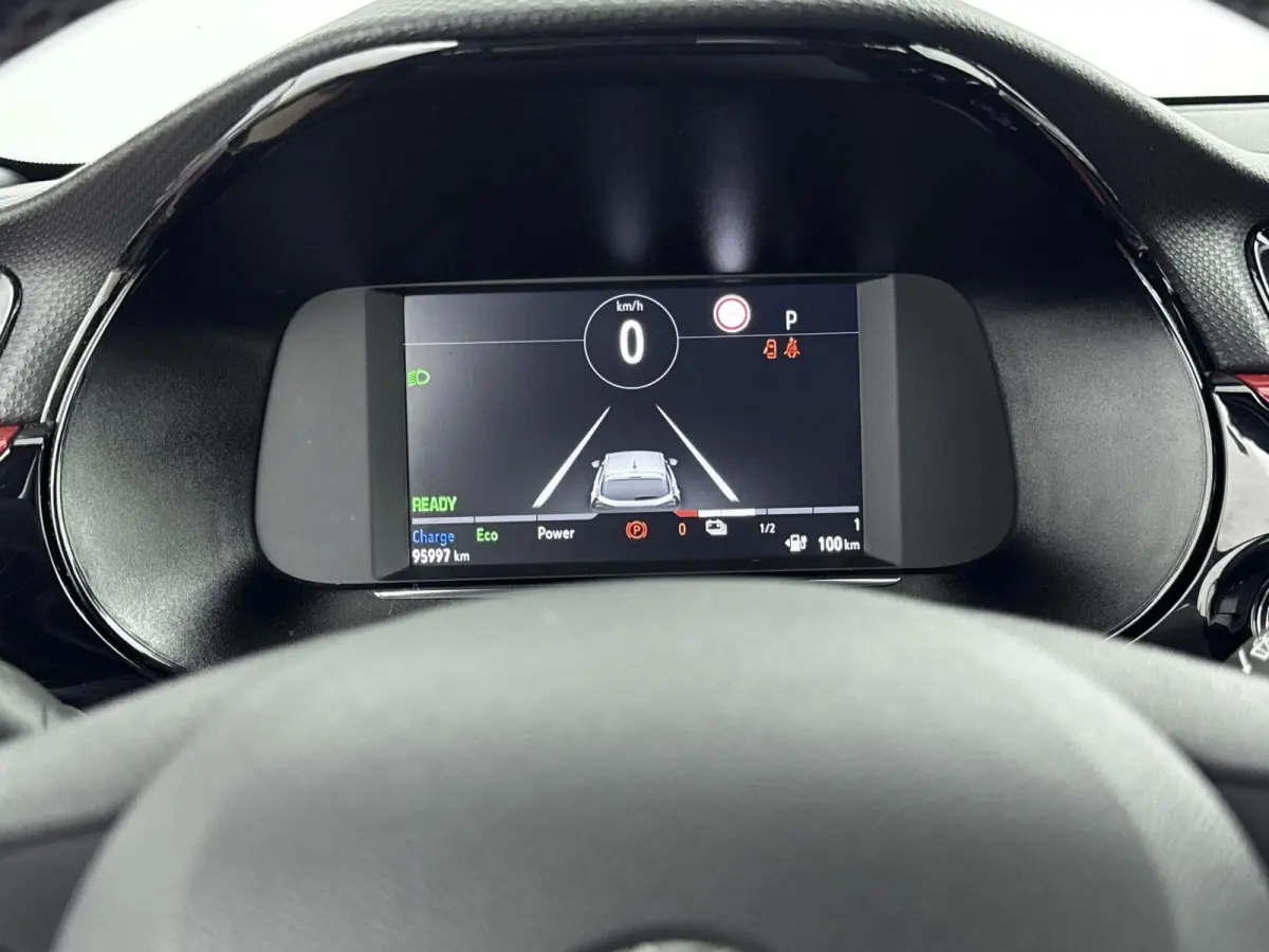 GS Line 50kWh | 1ste eigenaar | ACCU 92% | Parkeersensoren | AppleCarPlay/Android | LED lampen | AUTOMAAT