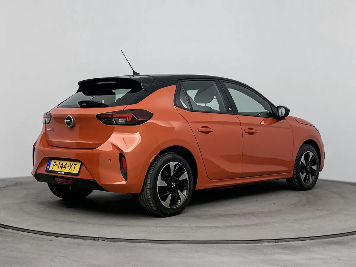 GS Line 50kWh | 1ste eigenaar | ACCU 92% | Parkeersensoren | AppleCarPlay/Android | LED lampen | AUTOMAAT