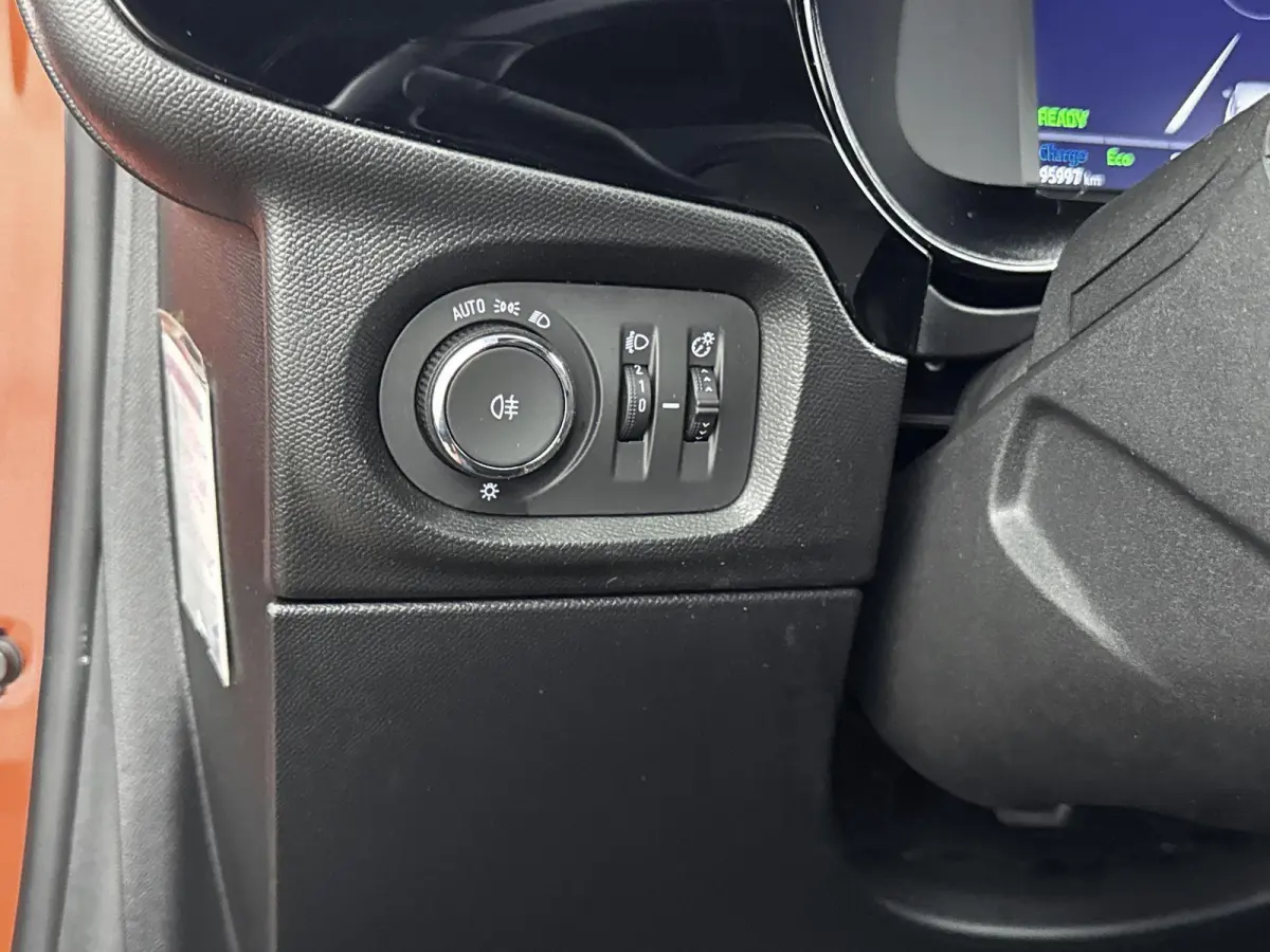 GS Line 50kWh | 1ste eigenaar | ACCU 92% | Parkeersensoren | AppleCarPlay/Android | LED lampen | AUTOMAAT
