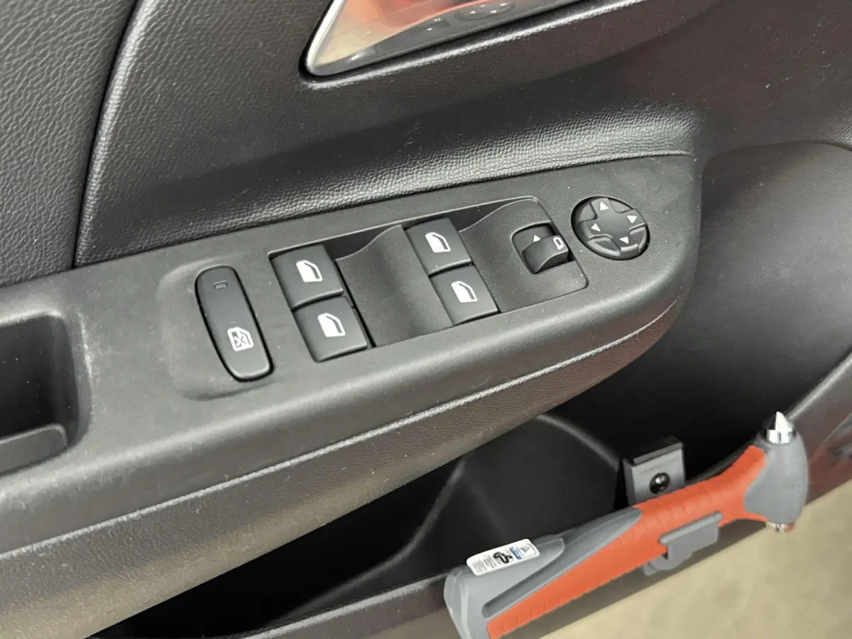 GS Line 50kWh | 1ste eigenaar | ACCU 92% | Parkeersensoren | AppleCarPlay/Android | LED lampen | AUTOMAAT