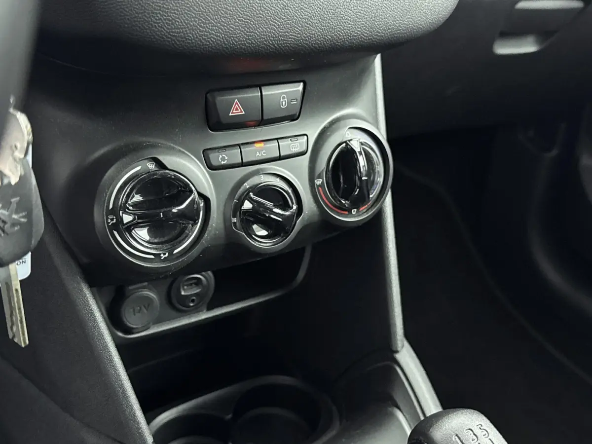 1.2 82pk Active | 1ste eigenaar | Bluetooth | Airco | Cruise control | NL. auto |