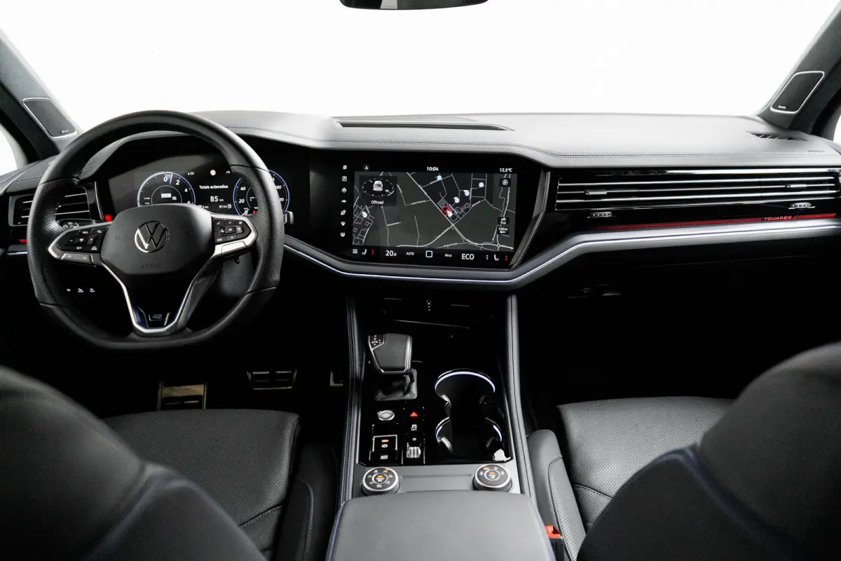 3.0 TSI eHybrid 462PK 4Motion R | TREKHAAK | LUCHTVERING | 360 CAMERA | ELEKTR. A. KLEP | VERLENGDE GARANTIE T/M 14-1-2031