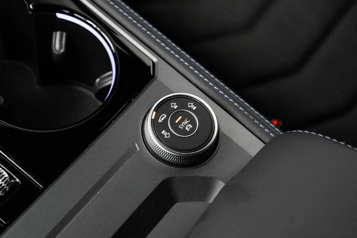 3.0 TSI eHybrid 462PK 4Motion R | TREKHAAK | LUCHTVERING | 360 CAMERA | ELEKTR. A. KLEP | VERLENGDE GARANTIE T/M 14-1-2031