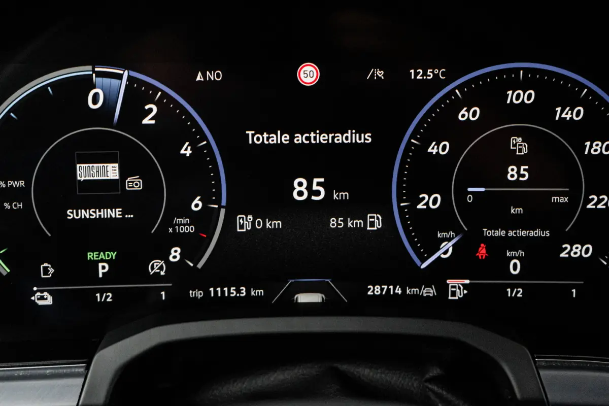 3.0 TSI eHybrid 462PK 4Motion R | TREKHAAK | LUCHTVERING | 360 CAMERA | ELEKTR. A. KLEP | VERLENGDE GARANTIE T/M 14-1-2031