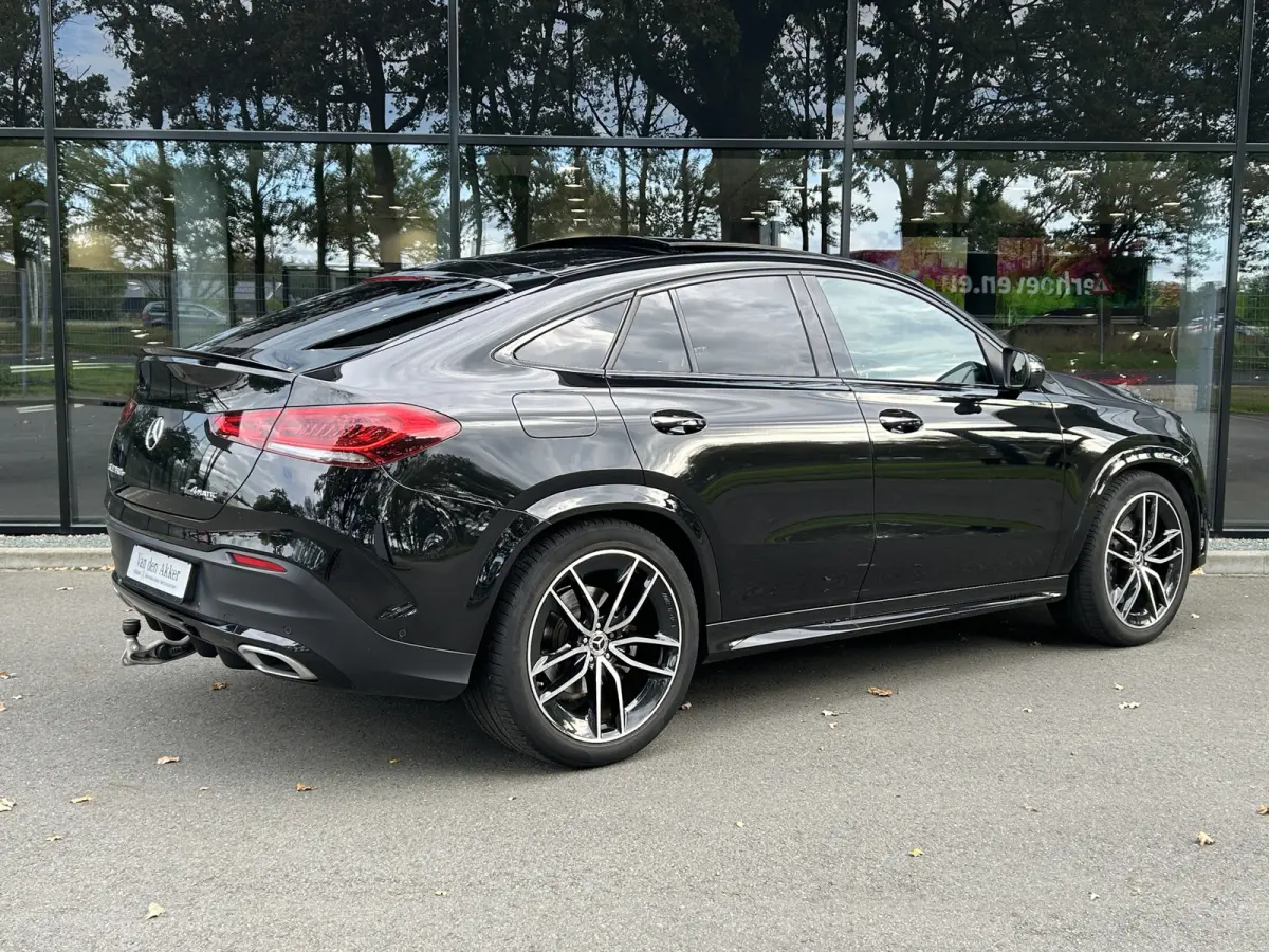350e 4Matic AMG // Trekhaak // Burmester // Luchtvering // Panoramadak // Headup // 22" // Memory // Nappa Leer // Distronic