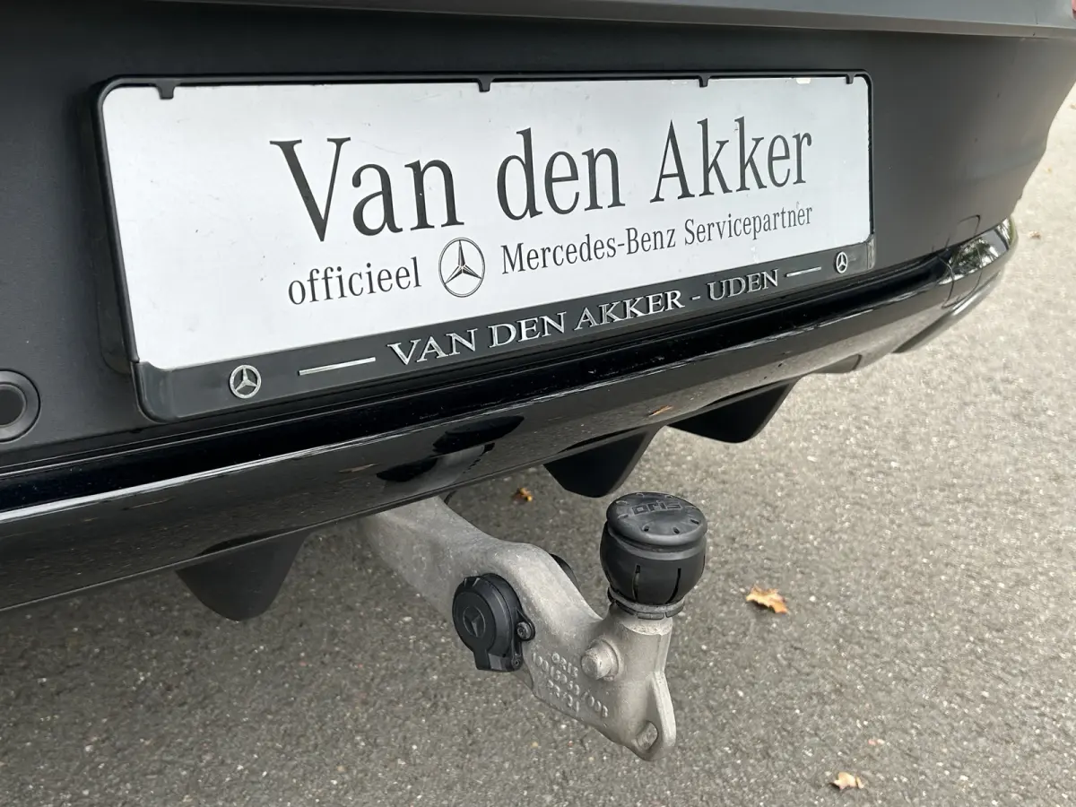 350e 4Matic AMG // Trekhaak // Burmester // Luchtvering // Panoramadak // Headup // 22" // Memory // Nappa Leer // Distronic