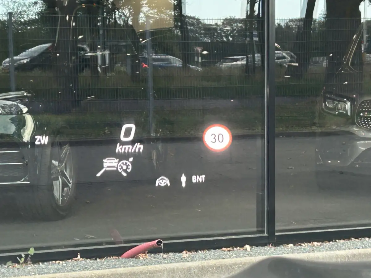 350e 4Matic AMG // Trekhaak // Burmester // Luchtvering // Panoramadak // Headup // 22" // Memory // Nappa Leer // Distronic