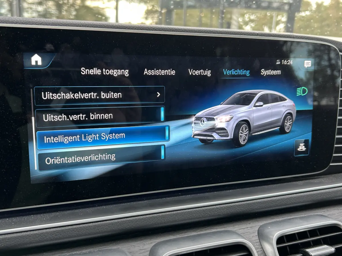 350e 4Matic AMG // Trekhaak // Burmester // Luchtvering // Panoramadak // Headup // 22" // Memory // Nappa Leer // Distronic