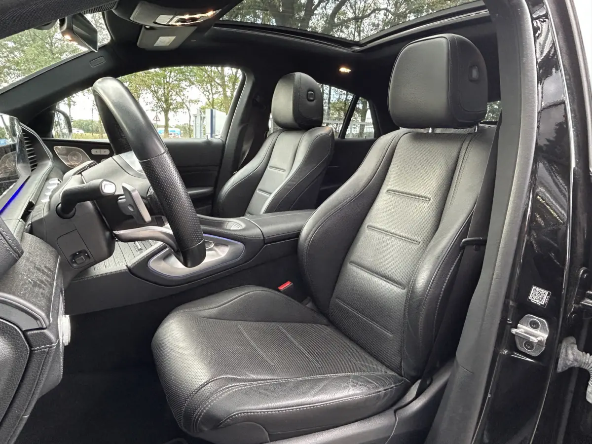 350e 4Matic AMG // Trekhaak // Burmester // Luchtvering // Panoramadak // Headup // 22" // Memory // Nappa Leer // Distronic