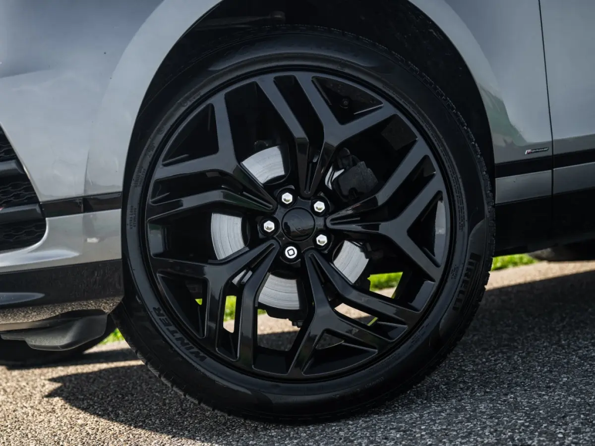 P250 AWD S R-Dynamic Trekhaak Premium Audio