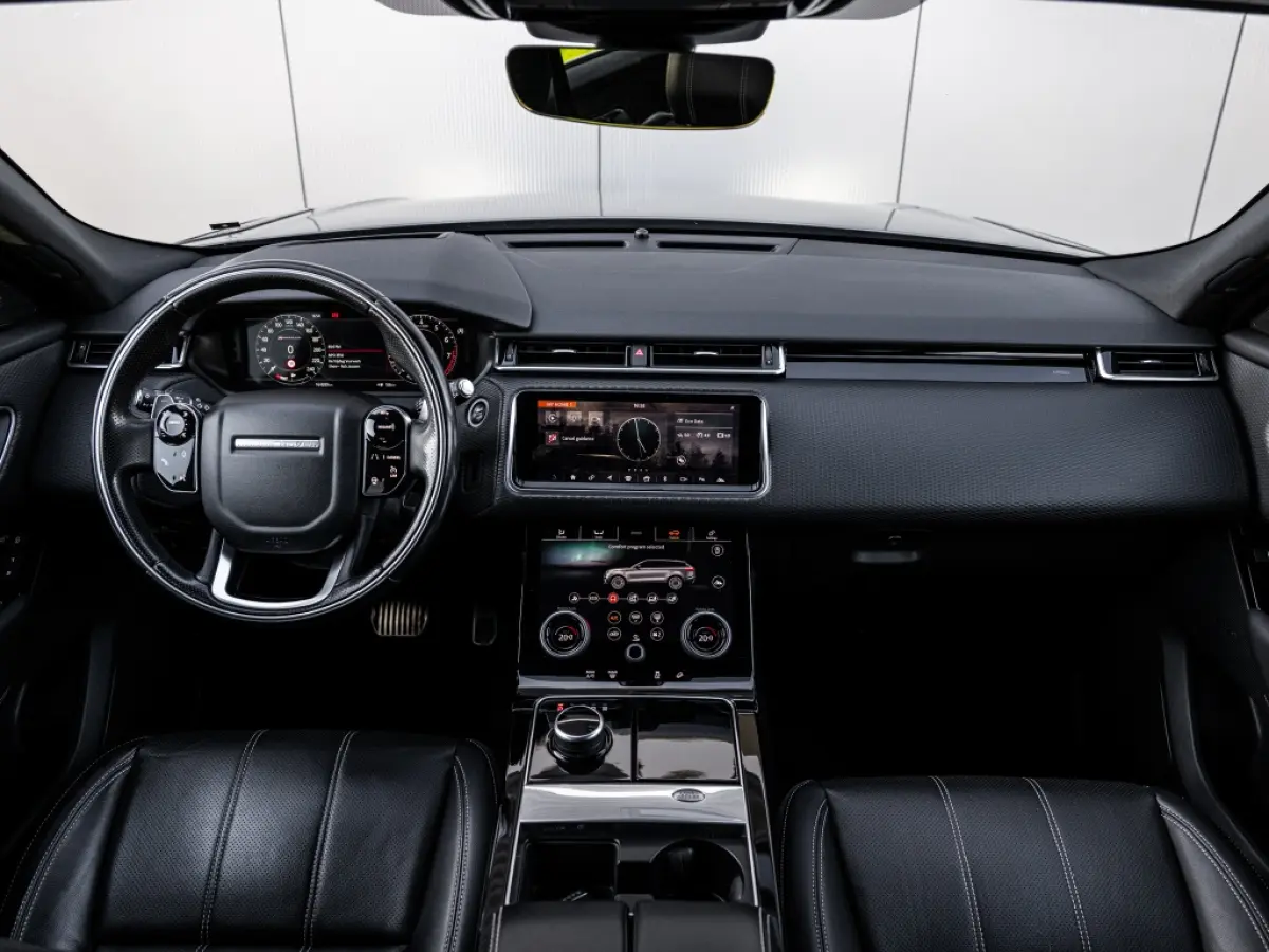 P250 AWD S R-Dynamic Trekhaak Premium Audio