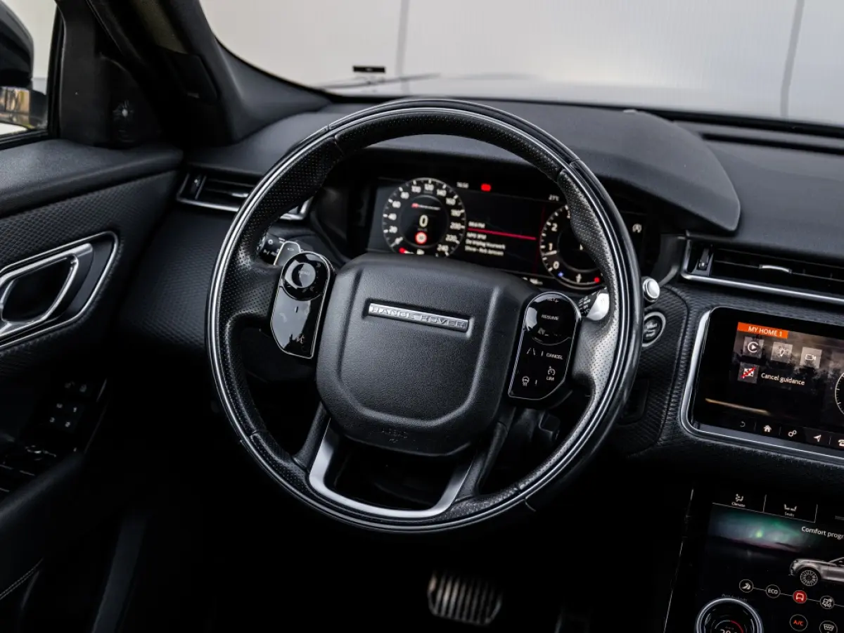 P250 AWD S R-Dynamic Trekhaak Premium Audio