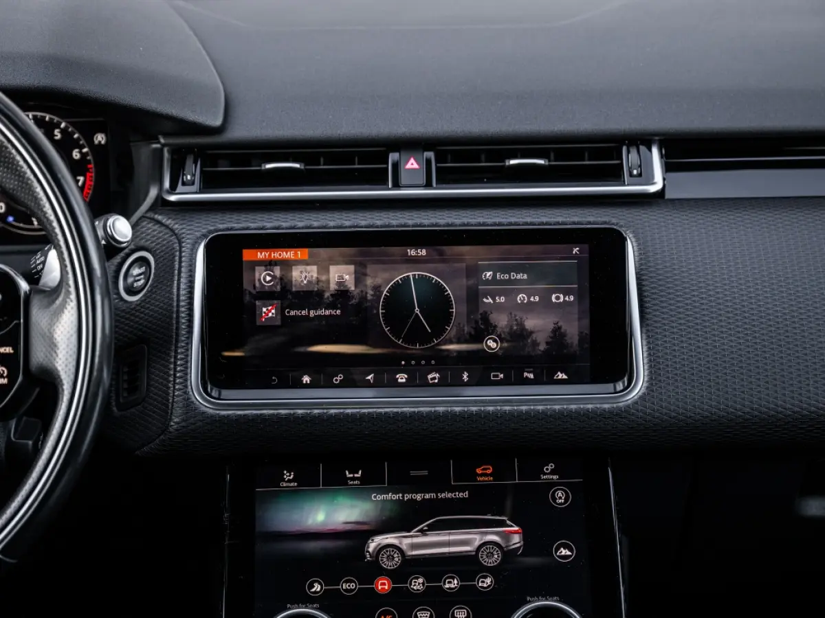 P250 AWD S R-Dynamic Trekhaak Premium Audio