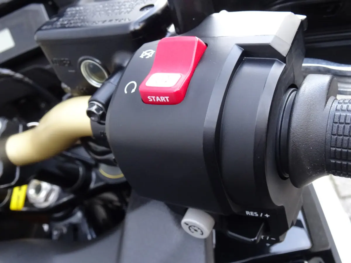 CRF 1100 AFRICA TWIN ADVENTURE SPOR