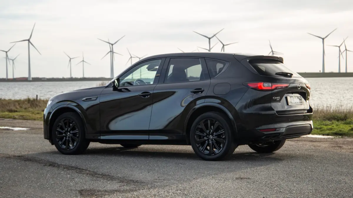 2.5 e-SkyActiv PHEV CAMERA / STOELVERWARMING + KOELING / CARPLAY / ADAPTIVE CRUISE