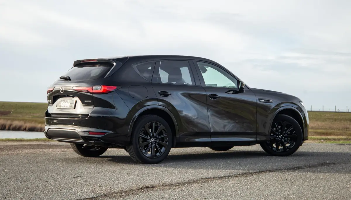 2.5 e-SkyActiv PHEV CAMERA / STOELVERWARMING + KOELING / CARPLAY / ADAPTIVE CRUISE