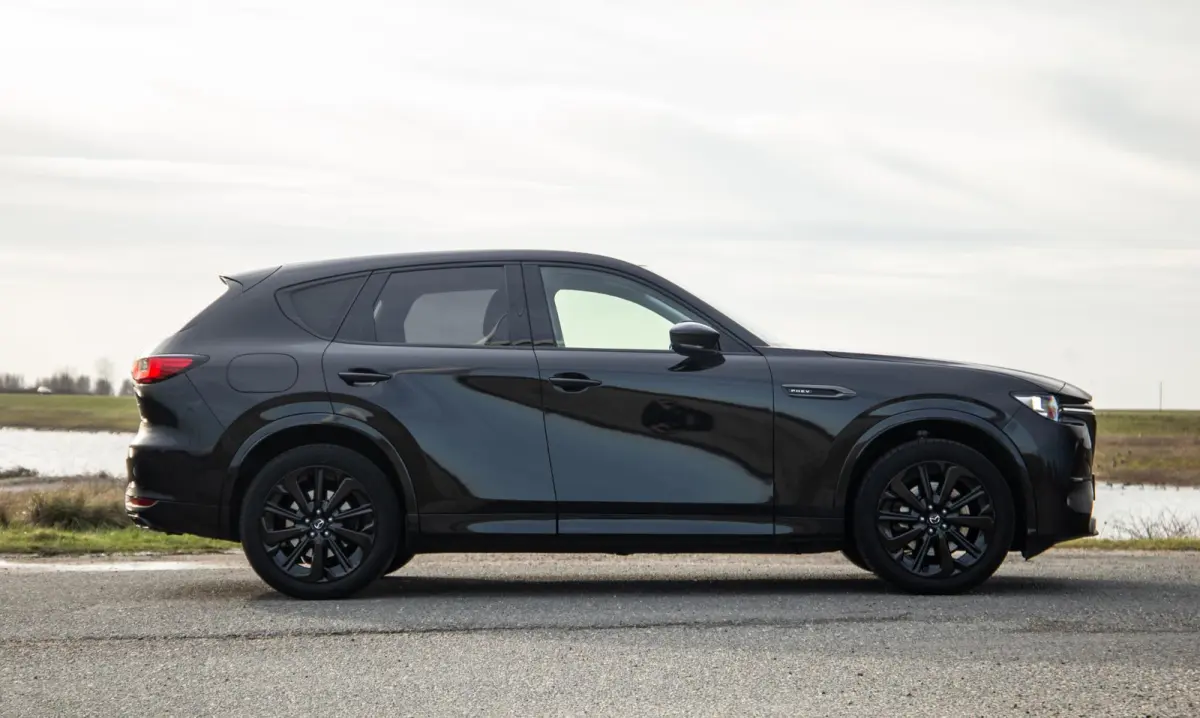 2.5 e-SkyActiv PHEV CAMERA / STOELVERWARMING + KOELING / CARPLAY / ADAPTIVE CRUISE