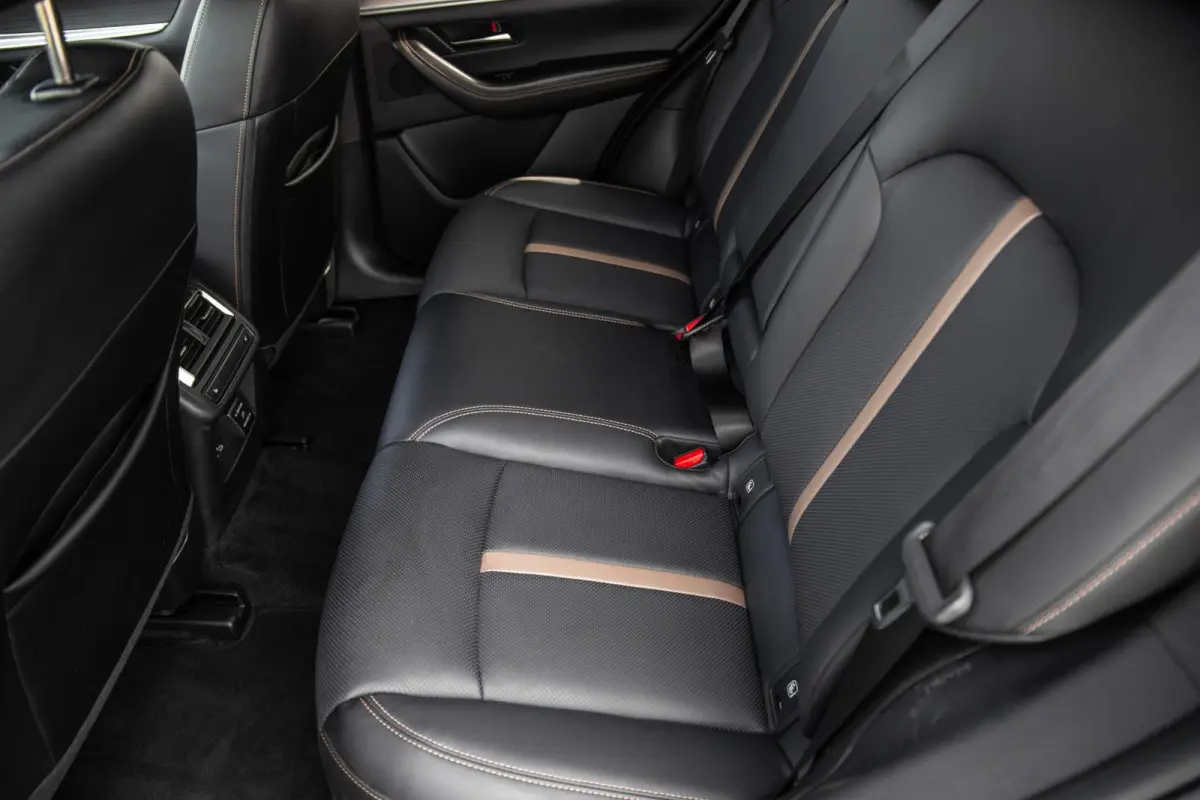 2.5 e-SkyActiv PHEV CAMERA / STOELVERWARMING + KOELING / CARPLAY / ADAPTIVE CRUISE
