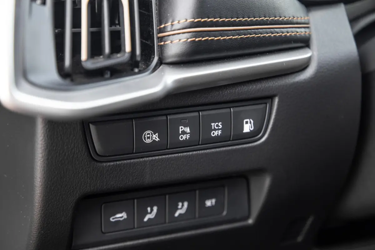 2.5 e-SkyActiv PHEV CAMERA / STOELVERWARMING + KOELING / CARPLAY / ADAPTIVE CRUISE