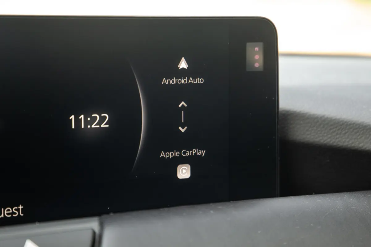 2.5 e-SkyActiv PHEV CAMERA / STOELVERWARMING + KOELING / CARPLAY / ADAPTIVE CRUISE