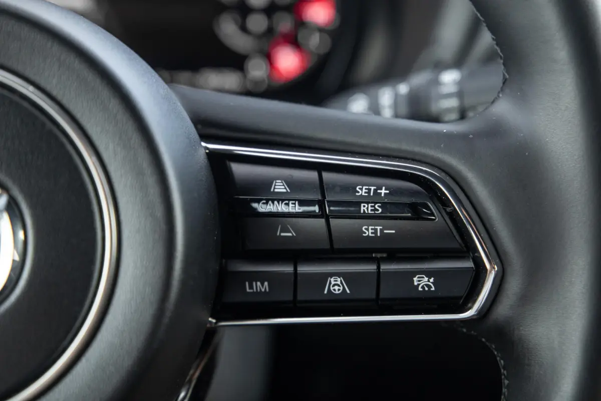 2.5 e-SkyActiv PHEV CAMERA / STOELVERWARMING + KOELING / CARPLAY / ADAPTIVE CRUISE