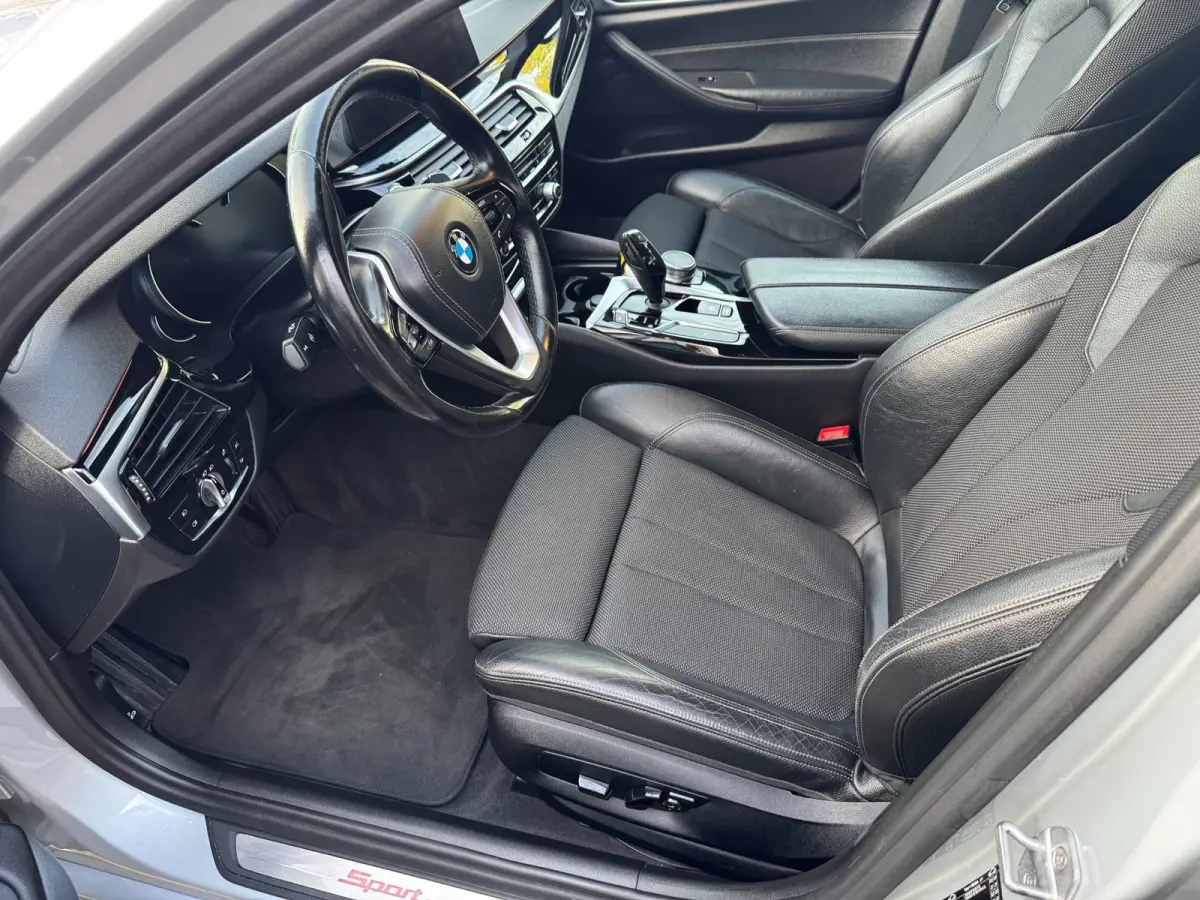 520i Executive AUTOMAAT!!