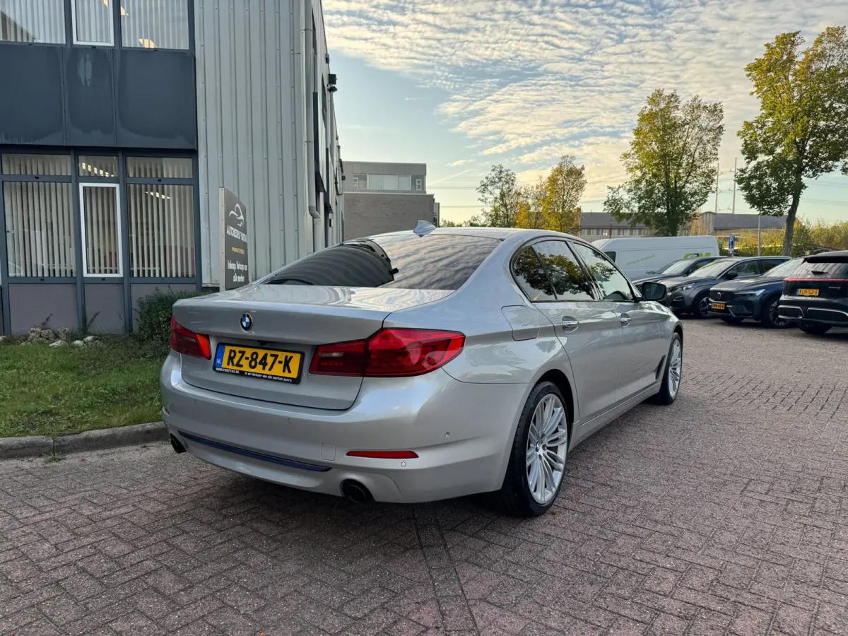 520i Executive AUTOMAAT!!