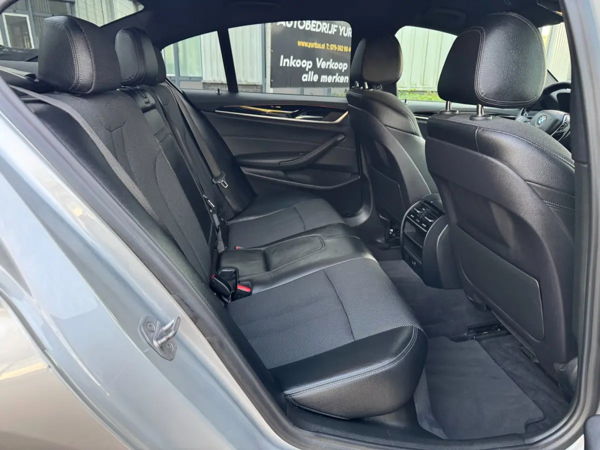 520i Executive AUTOMAAT!!