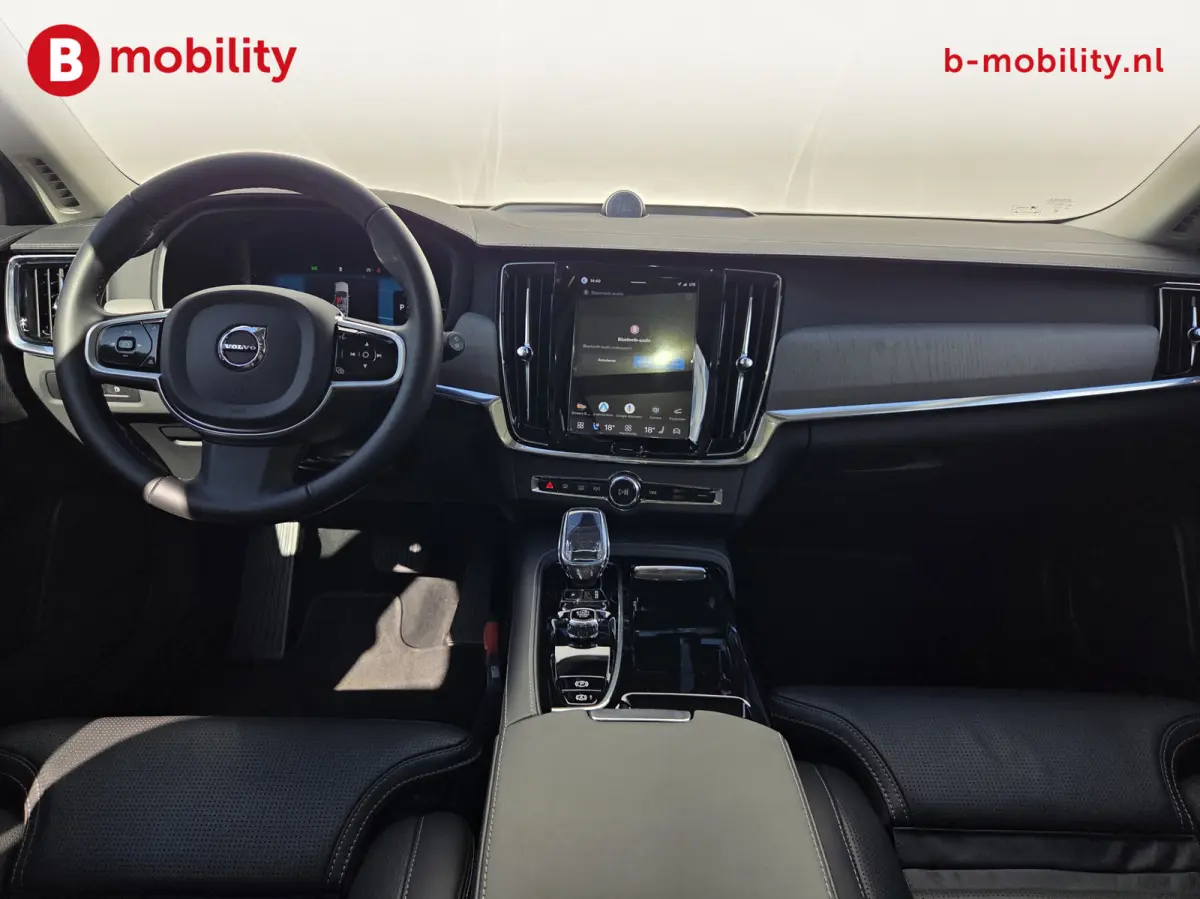 2.0 T8 Plug-in hybrid AWD Ultra Dark Trekhaak 2100kg Panoramadak NL Auto! | Head-Up | ACC | Bowers&Wilkins | 360 camera | Leer