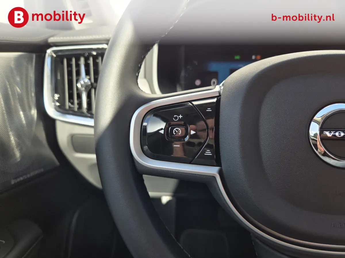 2.0 T8 Plug-in hybrid AWD Ultra Dark Trekhaak 2100kg Panoramadak NL Auto! | Head-Up | ACC | Bowers&Wilkins | 360 camera | Leer