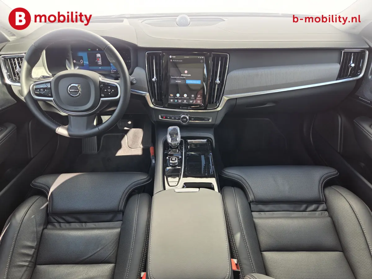 2.0 T8 Plug-in hybrid AWD Ultra Dark Trekhaak 2100kg Panoramadak NL Auto! | Head-Up | ACC | Bowers&Wilkins | 360 camera | Leer