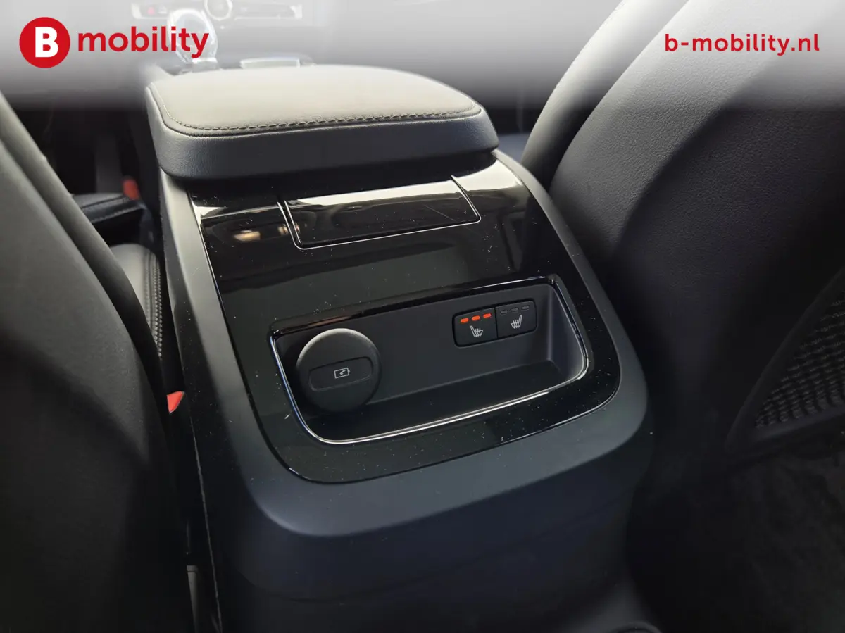 2.0 T8 Plug-in hybrid AWD Ultra Dark Trekhaak 2100kg Panoramadak NL Auto! | Head-Up | ACC | Bowers&Wilkins | 360 camera | Leer