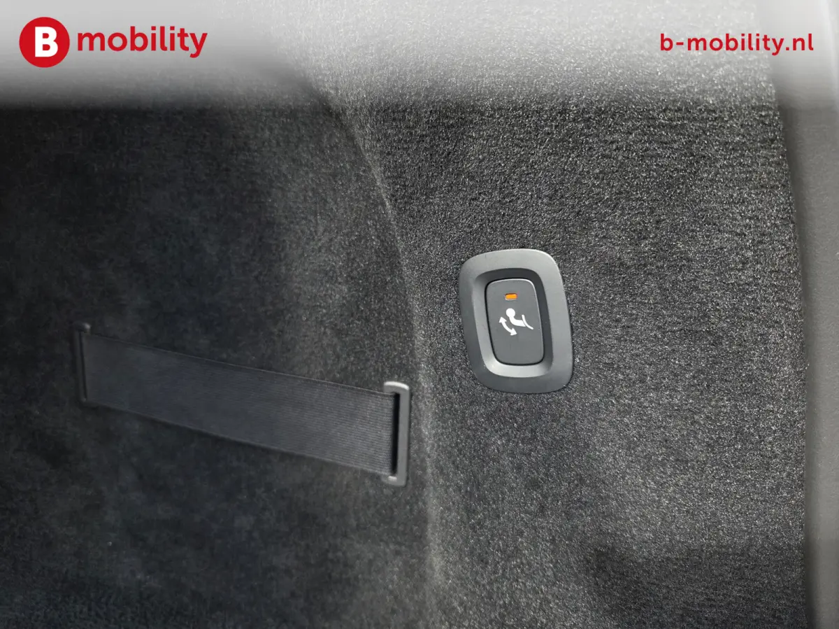 2.0 T8 Plug-in hybrid AWD Ultra Dark Trekhaak 2100kg Panoramadak NL Auto! | Head-Up | ACC | Bowers&Wilkins | 360 camera | Leer