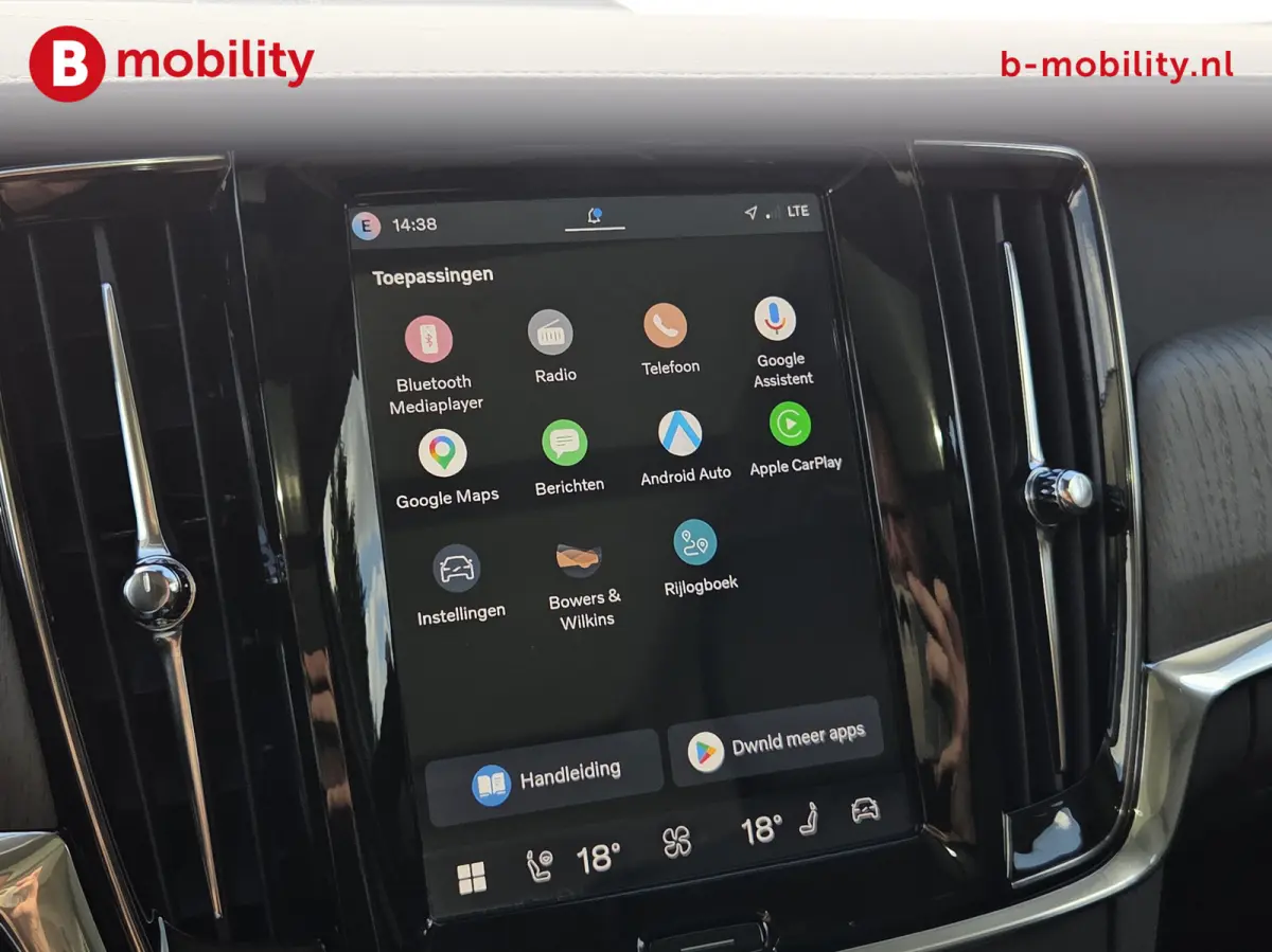 2.0 T8 Plug-in hybrid AWD Ultra Dark Trekhaak 2100kg Panoramadak NL Auto! | Head-Up | ACC | Bowers&Wilkins | 360 camera | Leer