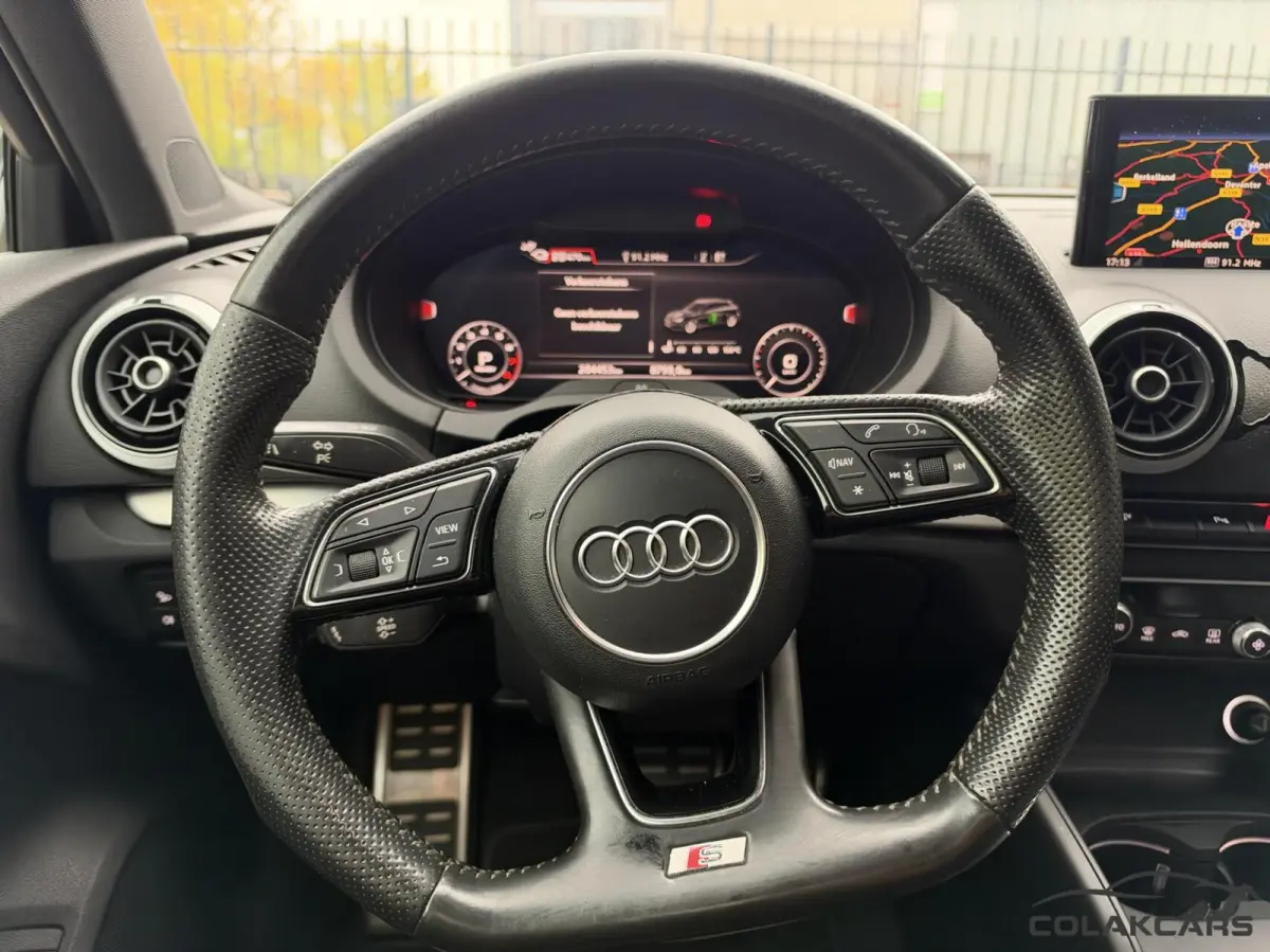 1.4 e-tron Lease Edition