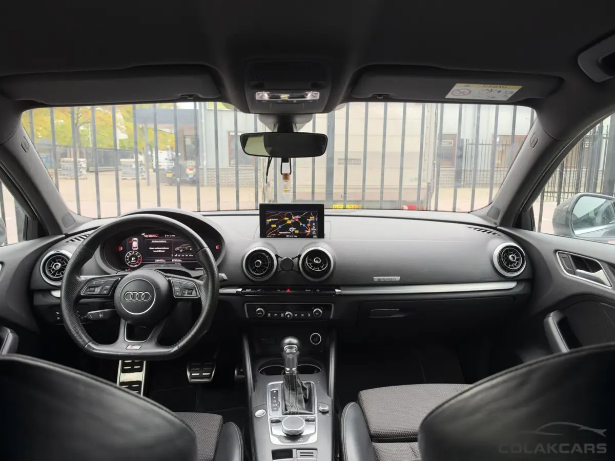 1.4 e-tron Lease Edition