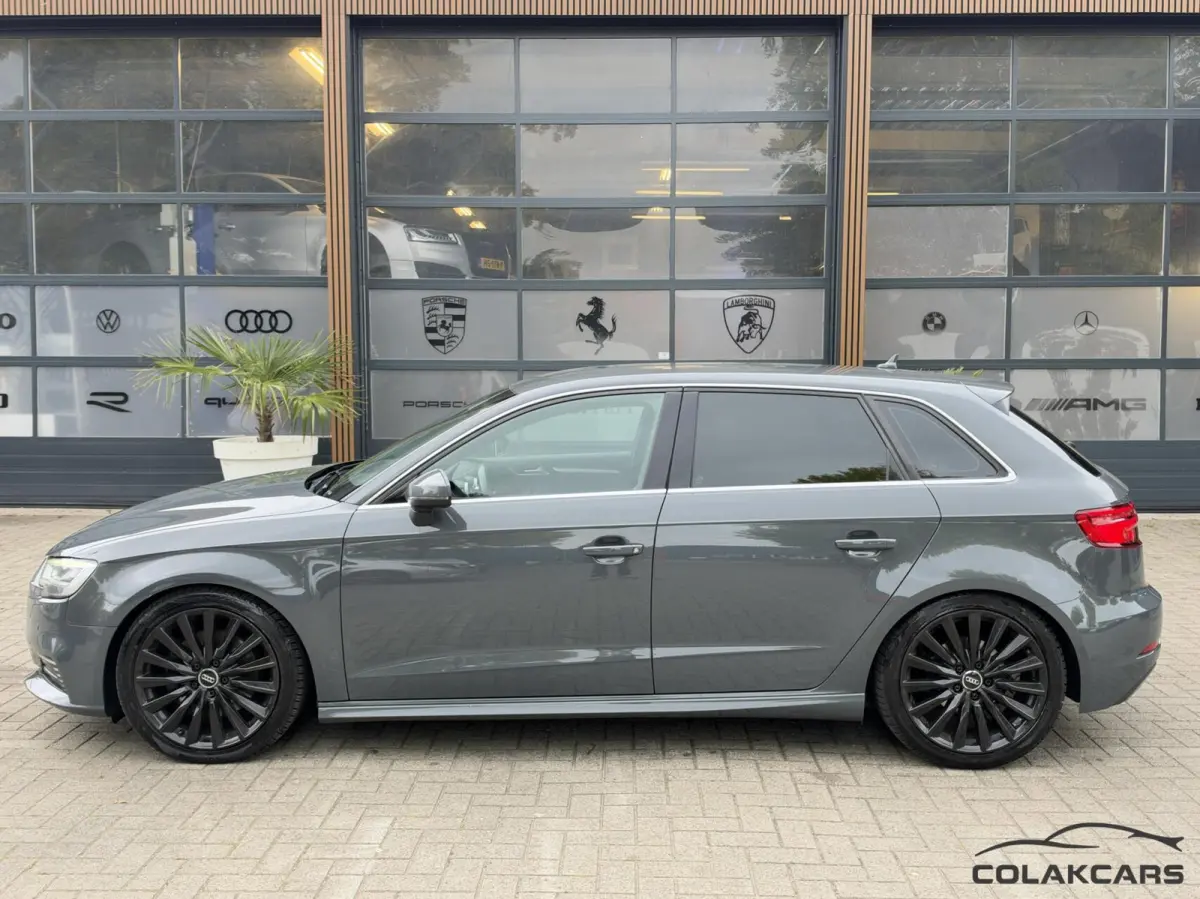 1.4 e-tron Lease Edition