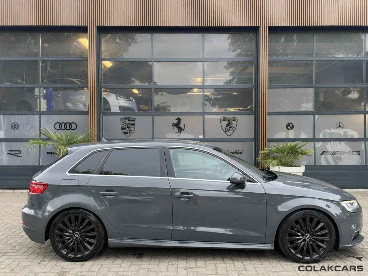 1.4 e-tron Lease Edition