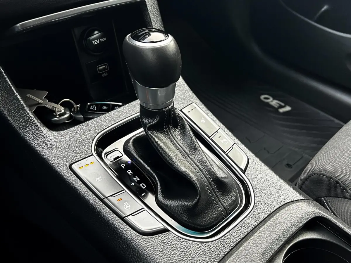 1.0 T-GDi MHEV Comfort Clima_PDC_Trekh