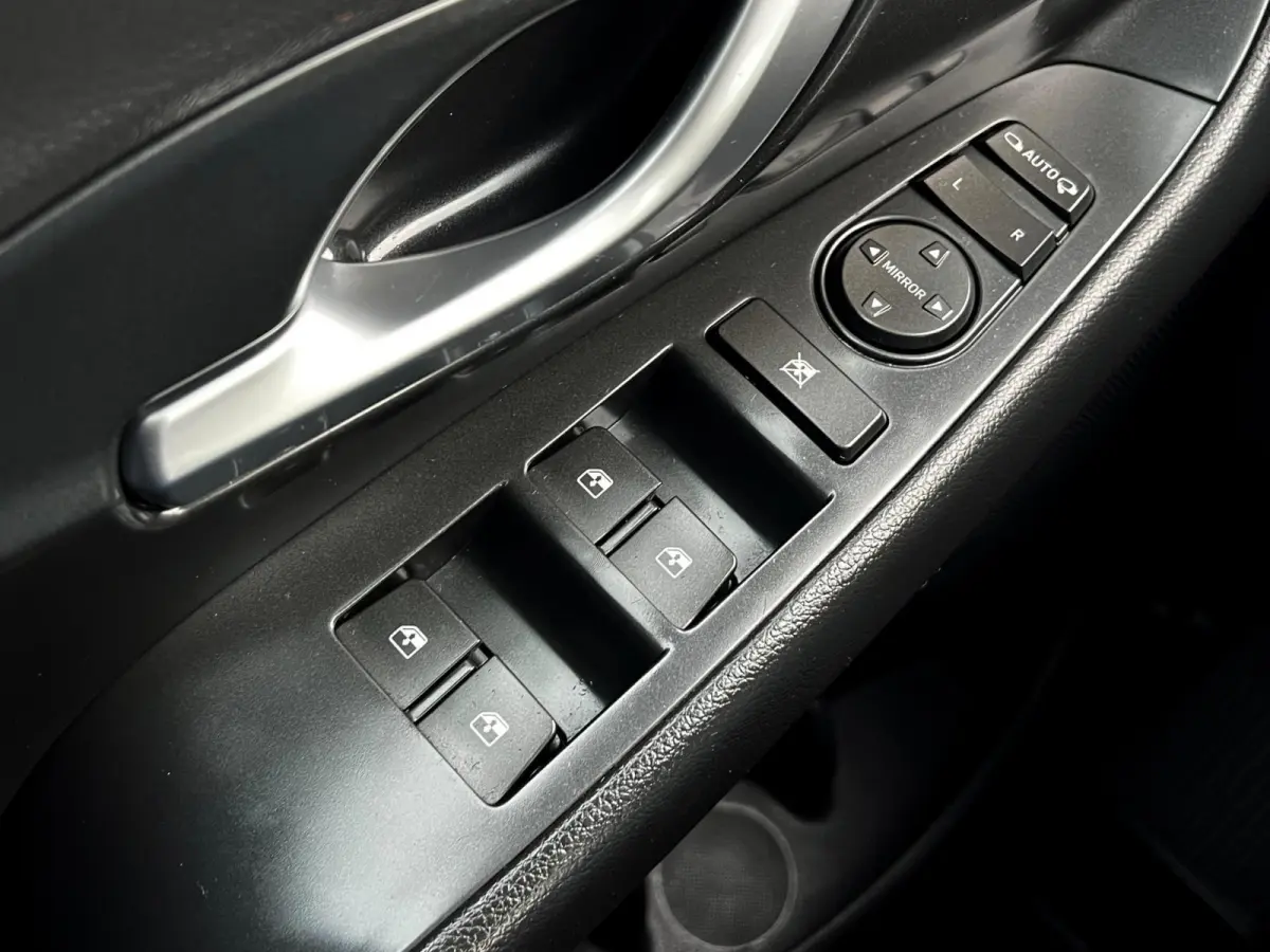 1.0 T-GDi MHEV Comfort Clima_PDC_Trekh